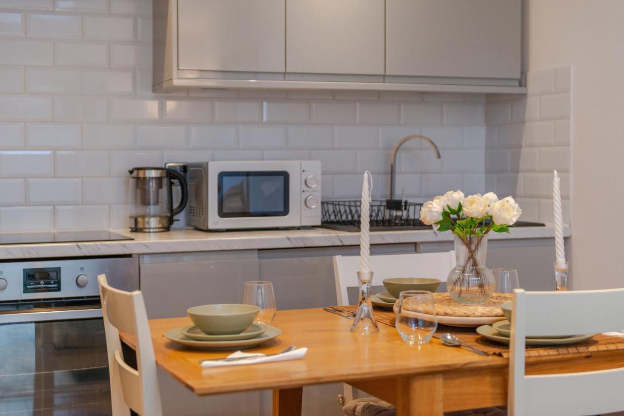 Three-bedroom Bliss In Town Апартаменты Лондон